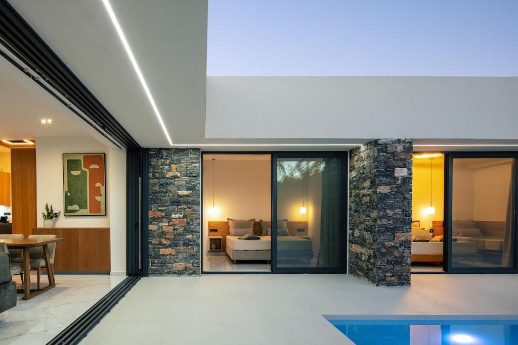 Black Caviar Villa Asproulianoi
